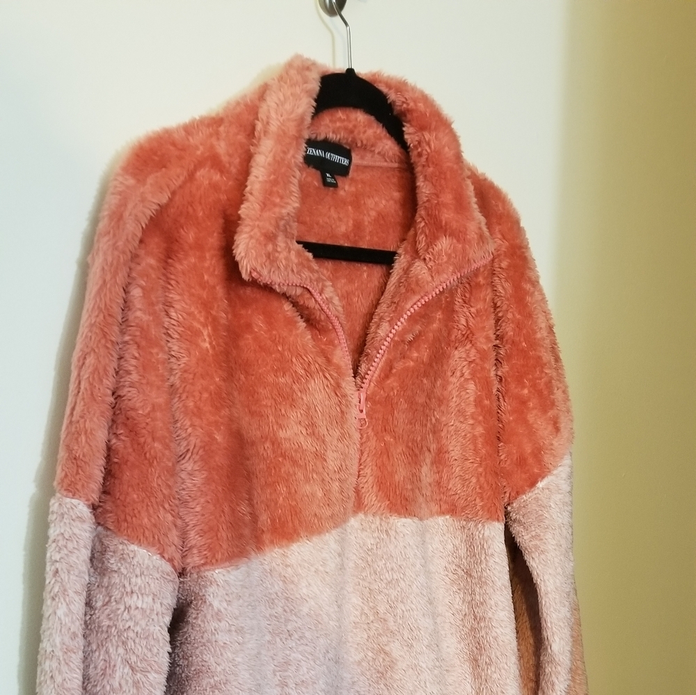 Pink/Coral Boutique Zenana Pullover NWOT